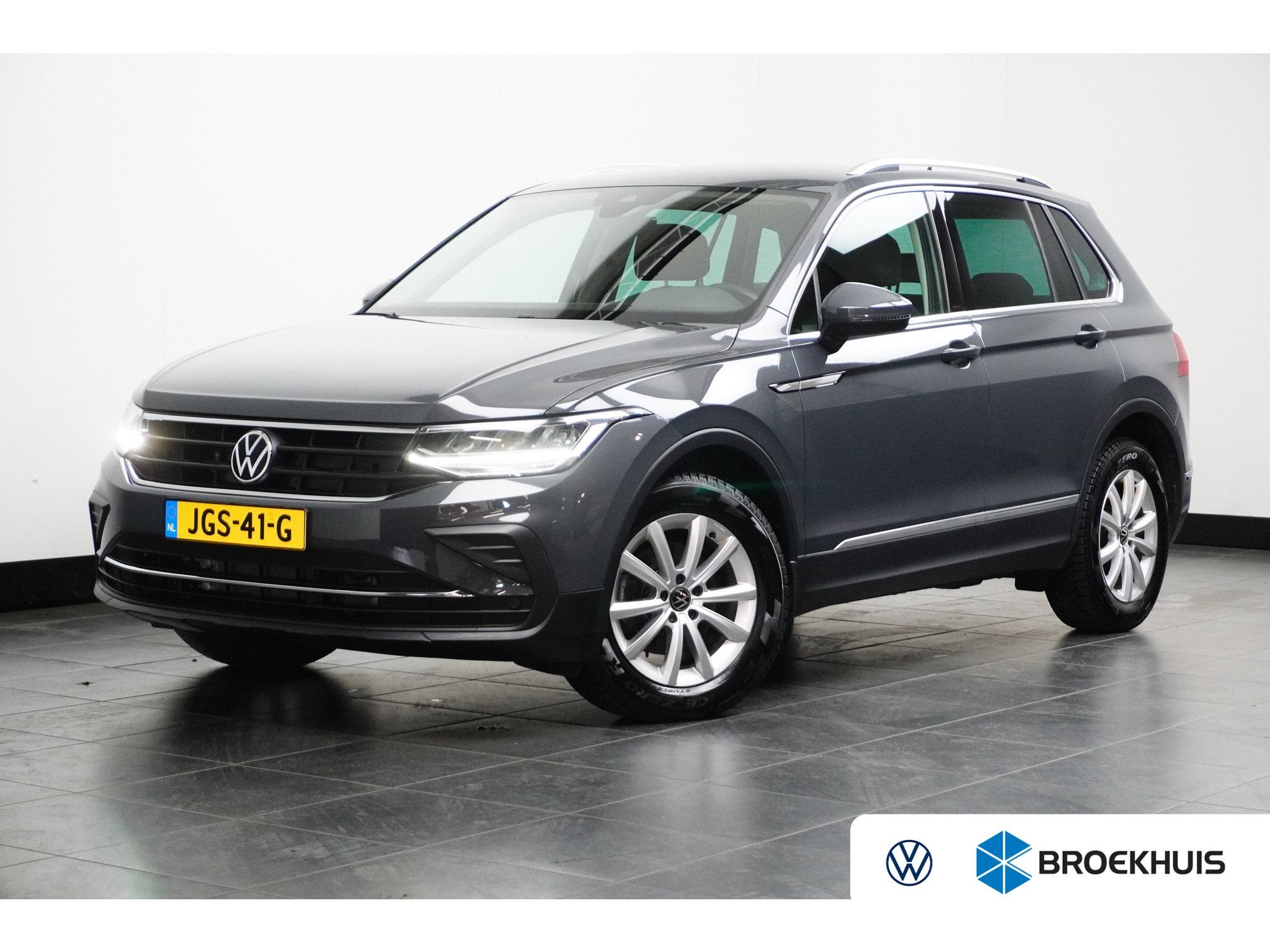 Volkswagen Tiguan 1.5 TSI 150 PK DSG Life Business, Auto's, 12 maanden, 15 km/l, Euro 6, 1446 kg