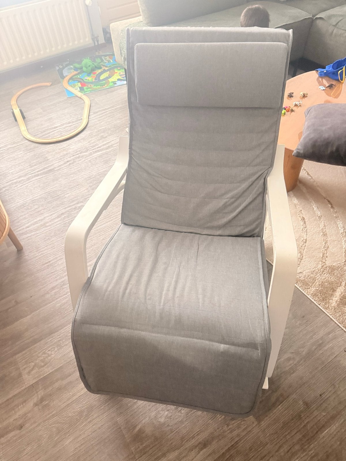 Comfortabele grijze schommelstoel met voetensteun, Ophalen, Gebruikt, Eén, Stof