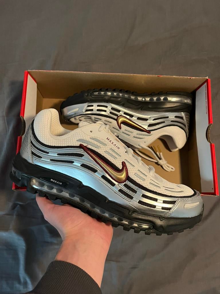 Nike Air Max TL 2.5 Phantom Metallic Gold - Maat 45 en 44, Overige kleuren, Nieuw, Ophalen of Verzenden, Sneakers of Gympen