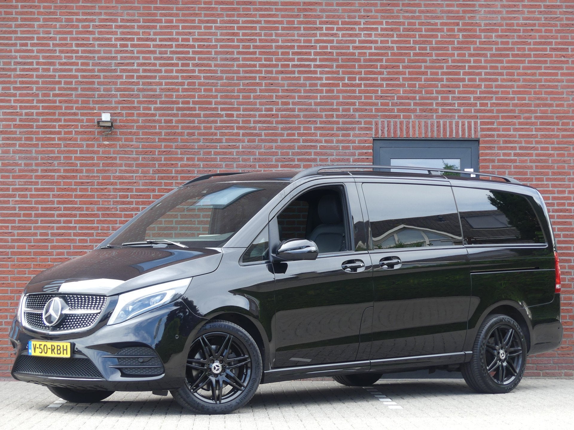 Mercedes-Benz V-Klasse 300d AMG Dubbel Cabine Panoramadak/Le, Auto's, Automaat, Dealer onderhouden, Gebruikt, Euro 6
