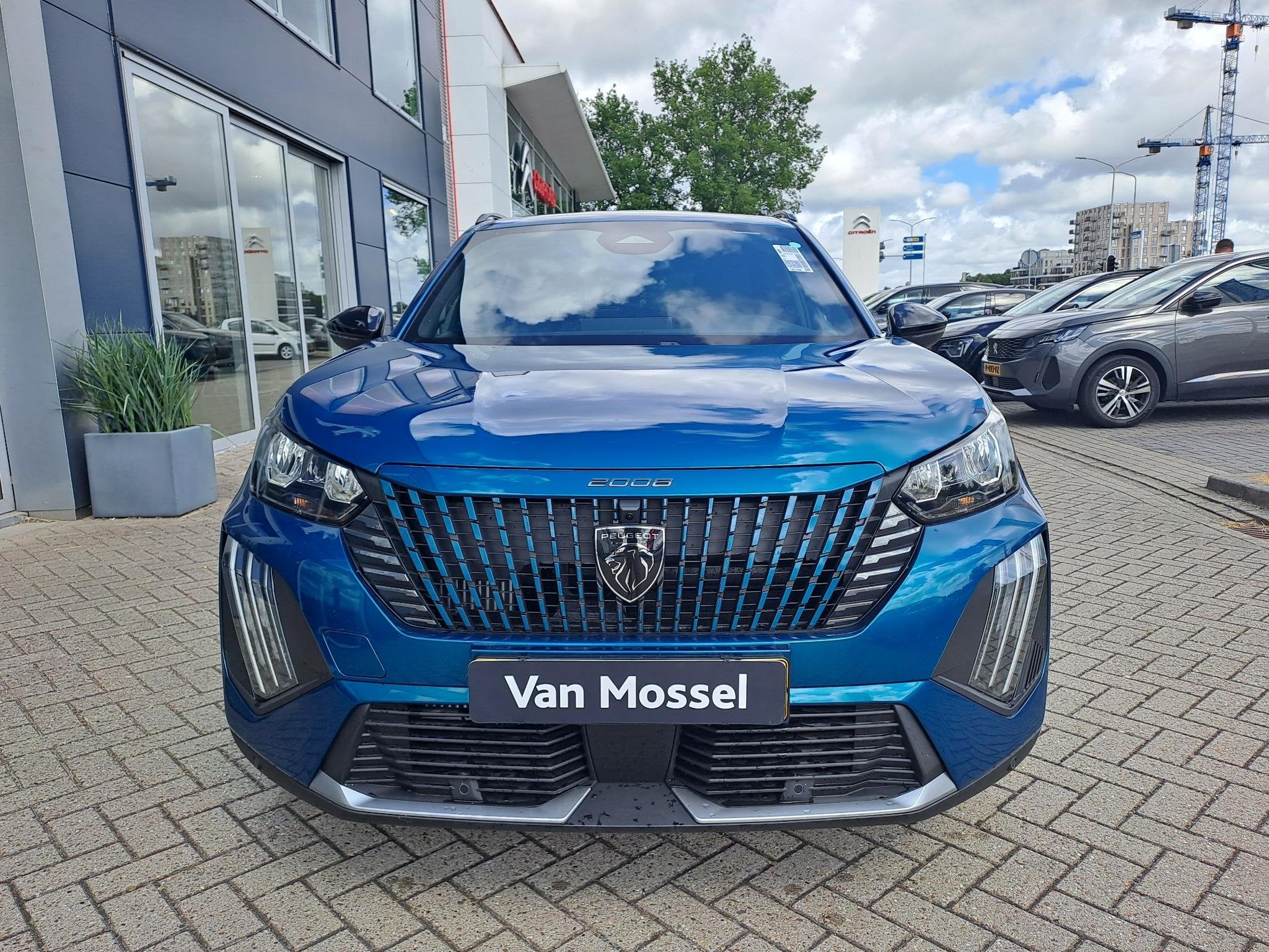 Peugeot 2008 1.2 Hybrid 110 Allure, 12 maanden, Euro 6, 1199 cc, Blauw