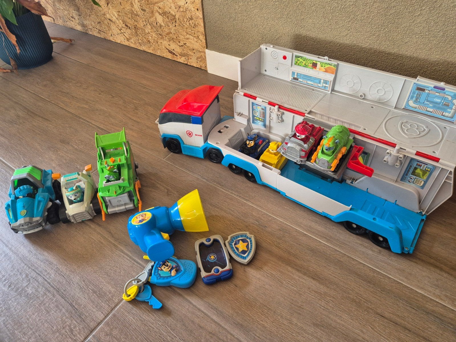 Paw Patrol speelgoed: Paw Patroller met extra's, Ophalen, Gebruikt, Jongen of Meisje