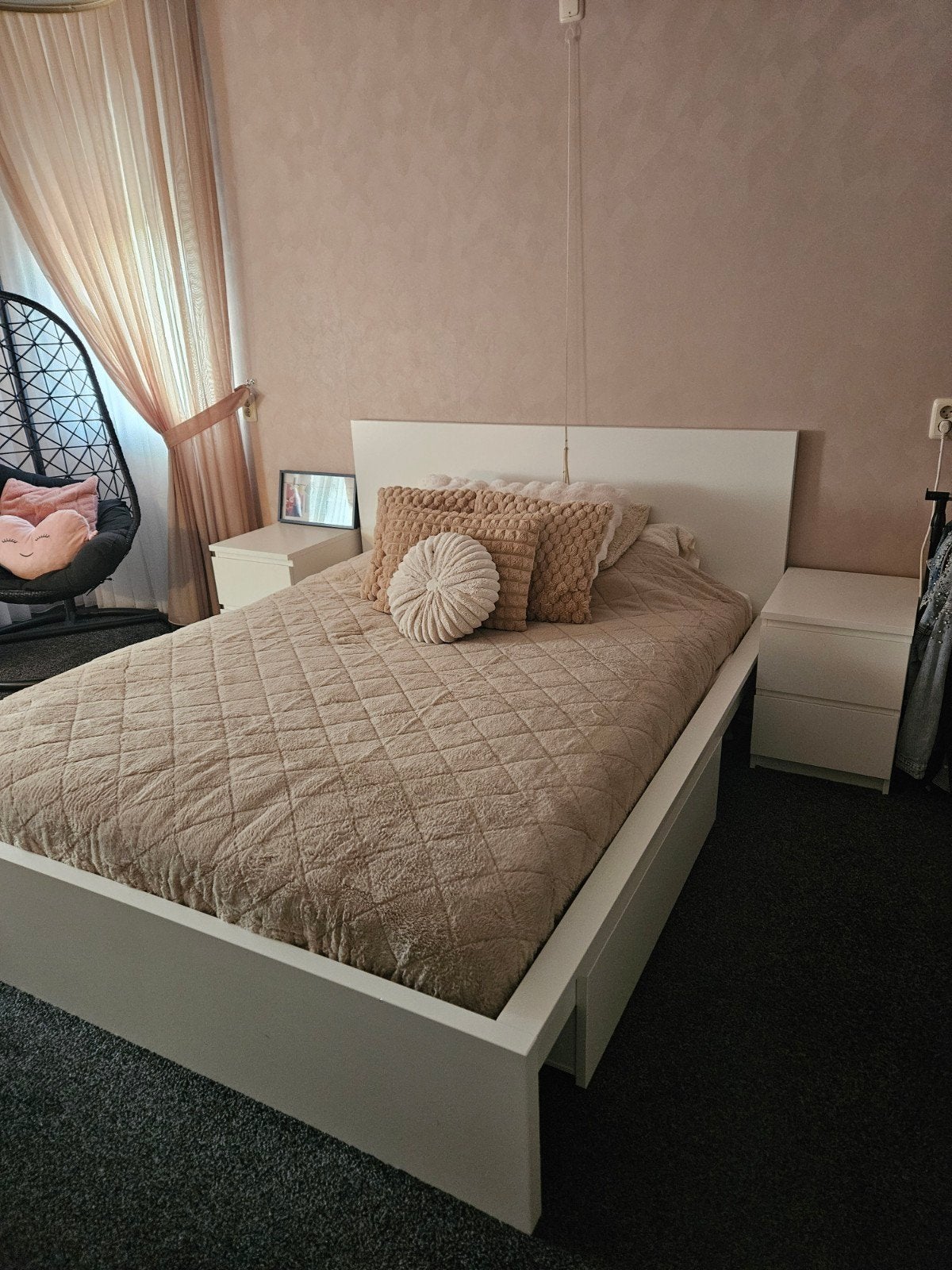 Ikea malm bed. 160x200 compleet met nachtkastje en lades, Ophalen, Gebruikt, Wit, Tweepersoons
