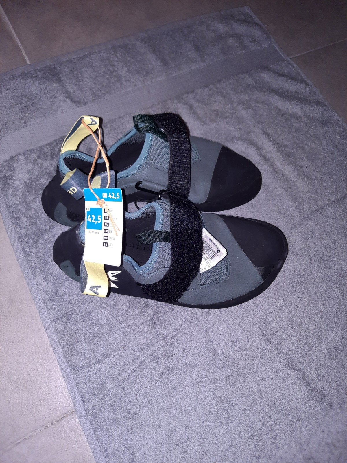 Nieuwe klimschoenen maat 42,5, Sport en Fitness, Klimsport, Ophalen, Nieuw, Klimsportschoenen