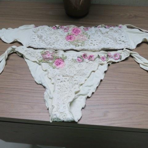 Bikini kant off-white broderie Raffaela d'Angelo mt L, Raffaela d'Angelo, Overige kleuren, Ophalen of Verzenden, Zo goed als nieuw