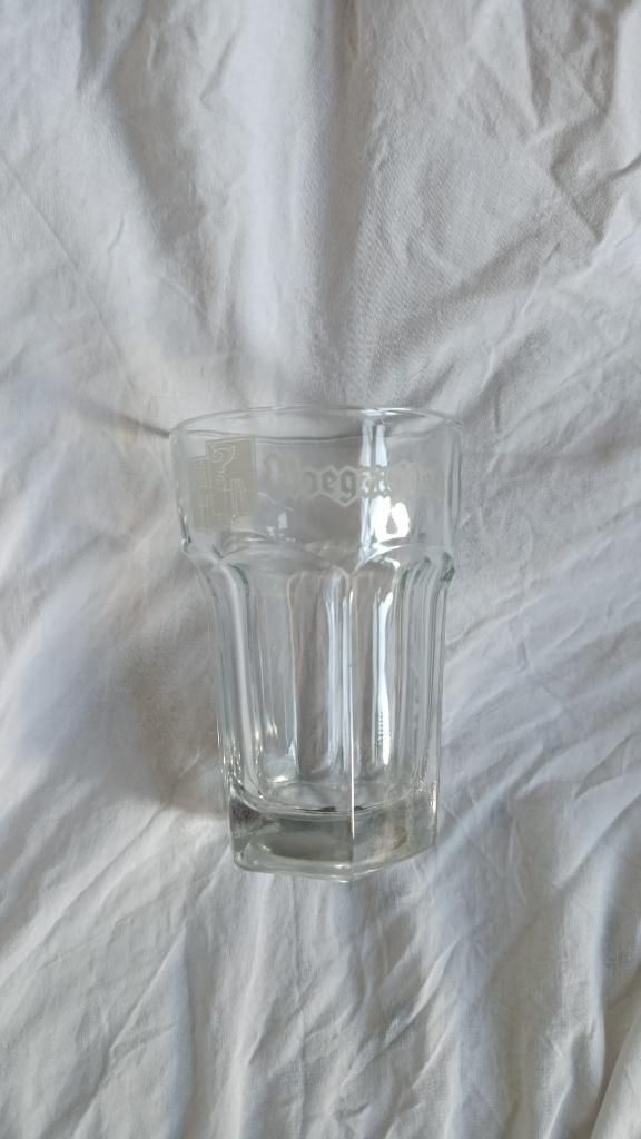 Hoegaarden Witbier Glas Zeshoekig, Ophalen of Verzenden, Zo goed als nieuw, Waterglas