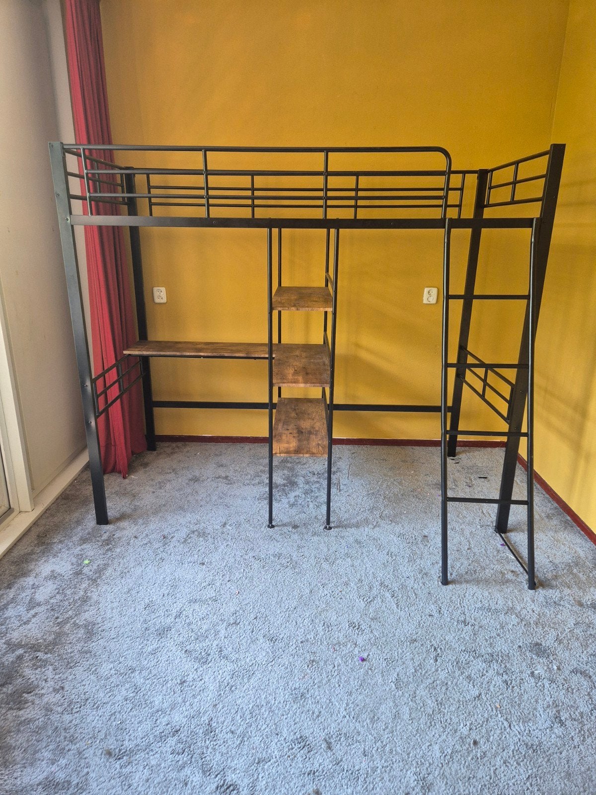 Zwart metalen hoogslaper met bureau en planken, Ophalen of Verzenden