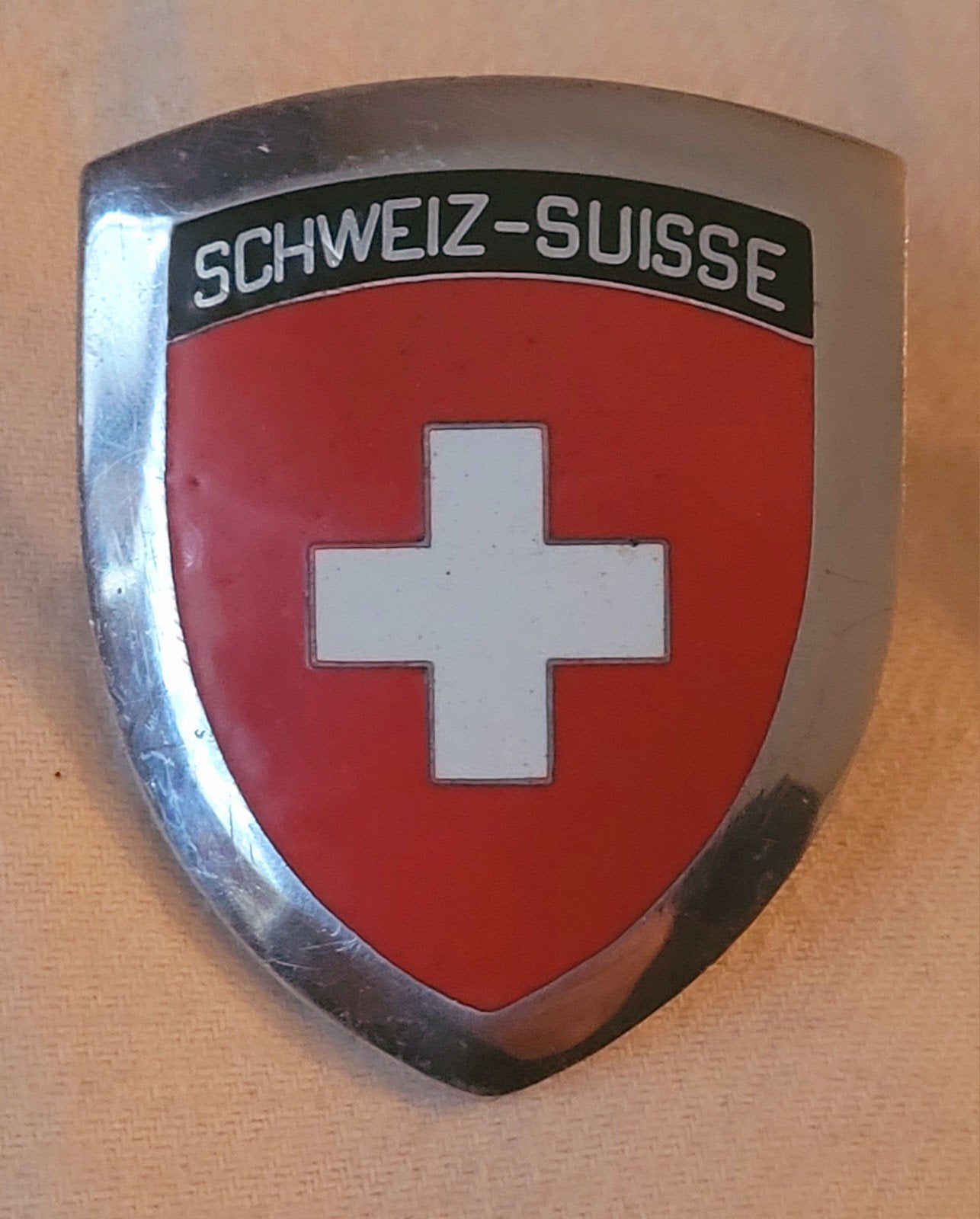 Vintage metalen auto badges FRANCE + SCHWEIZ-SUISSE jaren 5, Verzenden