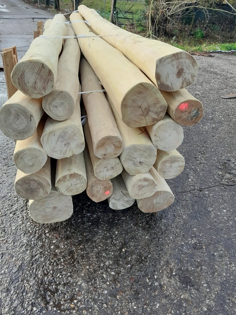 Foto 6 van Spintvrij geschuurde robinia, schommelpalen 4m 14/16 dik