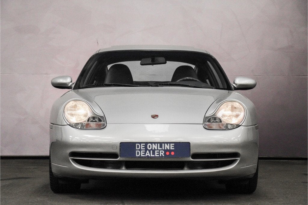 Porsche 911 3.4 Coupé Carrera AUT |18inch|Leder|Schuifdak, Auto's, Oldtimers, Automaat, Achterwielaandrijving, 4 stoelen, Porsche