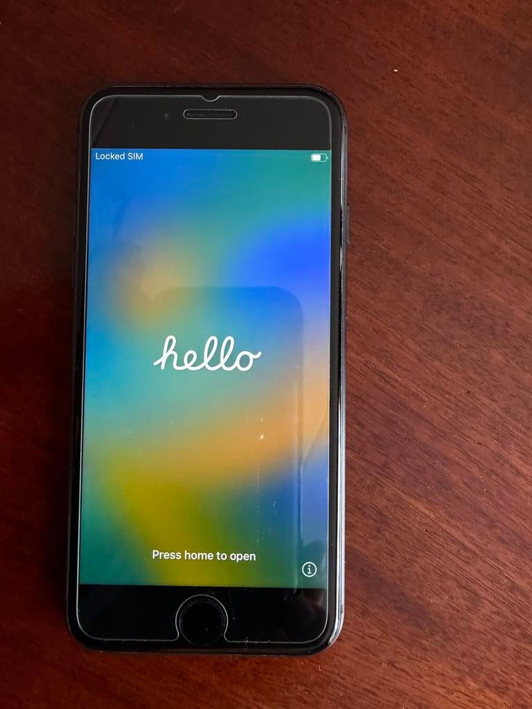 iPone 8 256GB spacegrey met hoesje, oplader, beschermfolie, Telecommunicatie, Mobiele telefoons | Apple iPhone, Zo goed als nieuw
