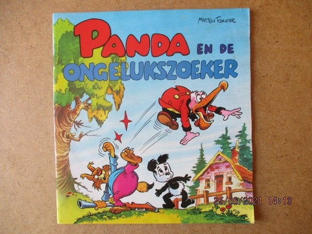 adv3757 panda 2, Eén stripboek, Ophalen, Gelezen