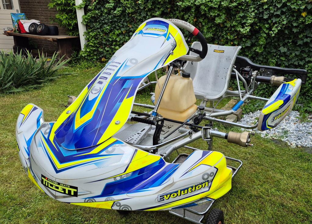 Kart Republic KR2  -  compleet rollend chassis, Sport en Fitness, Karting, Ophalen, Gebruikt, Kart