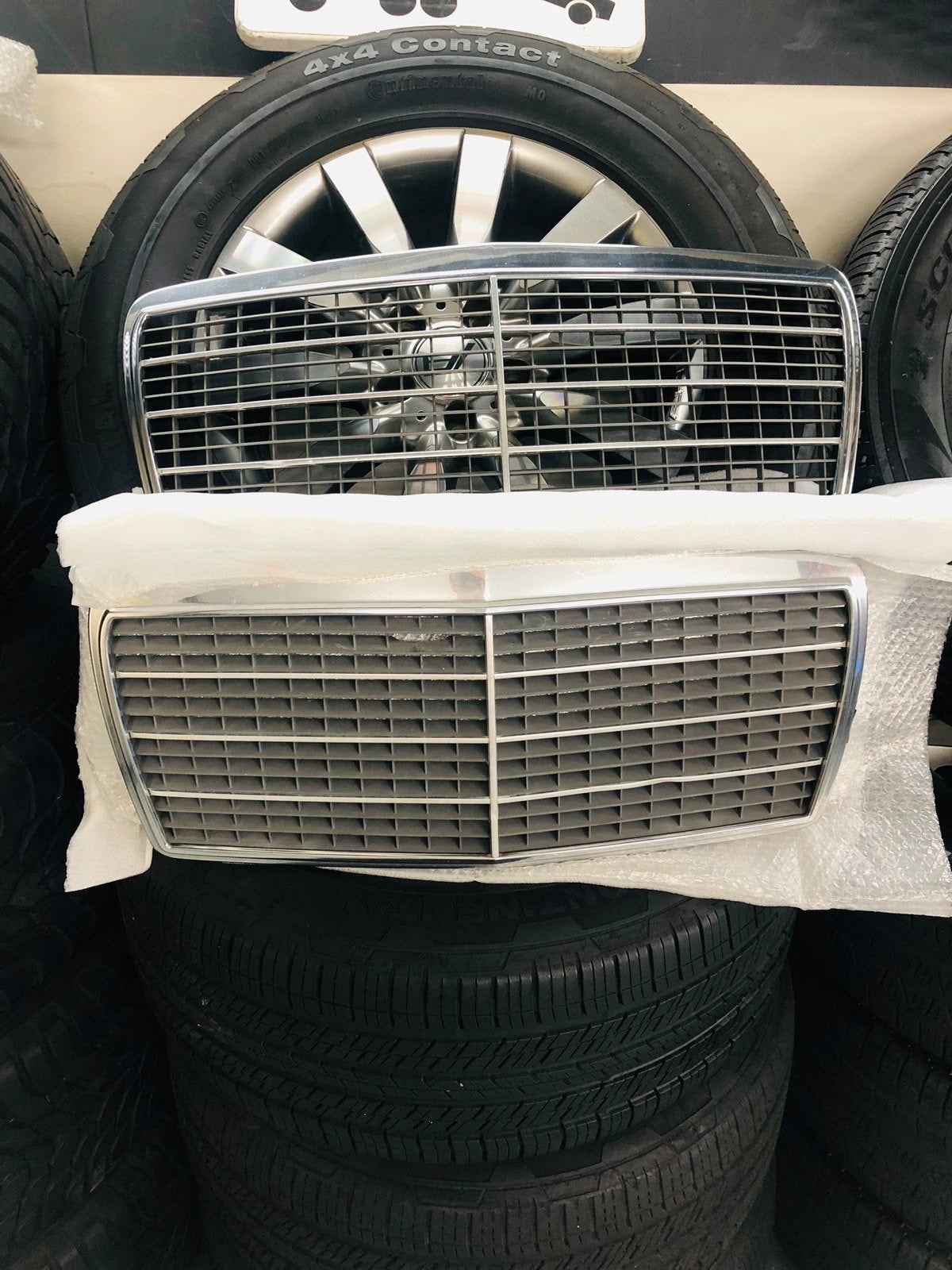 Mercedes-Benz W124 Originele Grill, Ophalen, Gebruikt, Voor, Mercedes-Benz