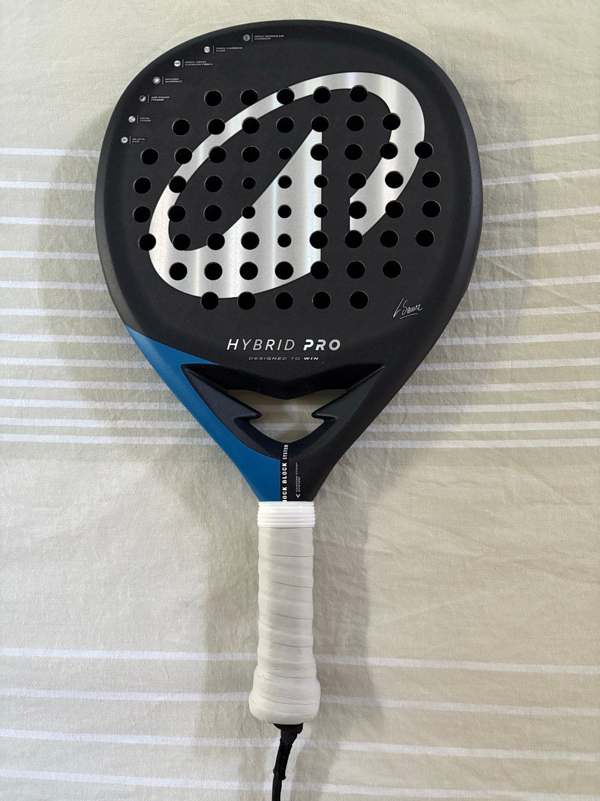 Kuikma Hybrid Pro Padelracket - NIEUWSTAAT, Sport en Fitness, Ophalen of Verzenden, Zo goed als nieuw, Padelracket
