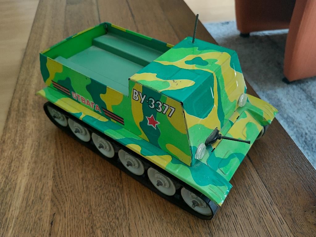 Russische blikken Tank jaren 70/80, Verzamelen, Ophalen of Verzenden, Zo goed als nieuw