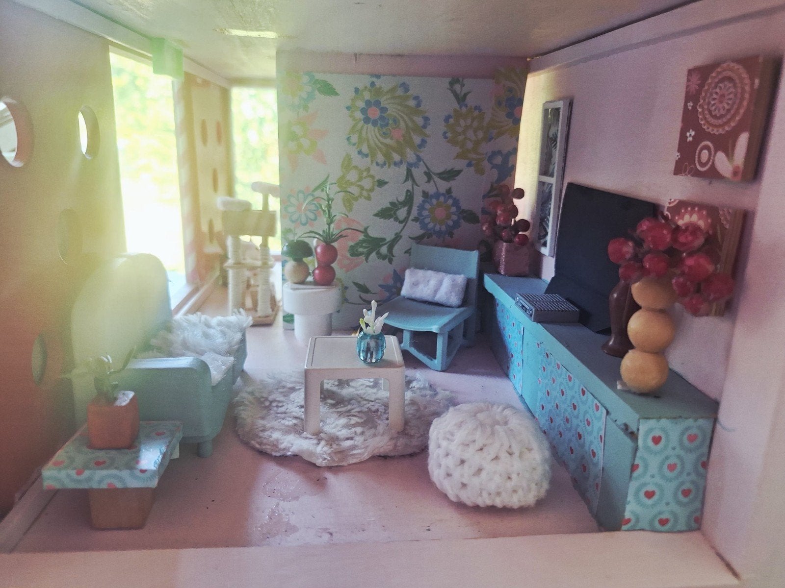 Compleet poppenhuis met meubels en accessoires, Ophalen of Verzenden, Zo goed als nieuw, Poppenhuis