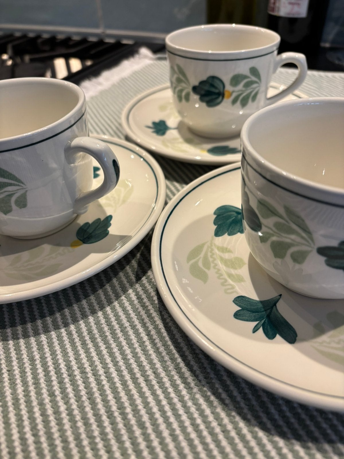 Set van 3 kop en schotel Royal Boch Aquarelle, Antiek en Kunst, Ophalen of Verzenden