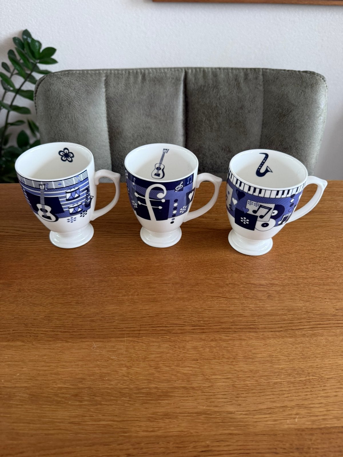 Wedgwood musical blues key and hart, saxophone en guitar mok, Antiek en Kunst, Ophalen of Verzenden