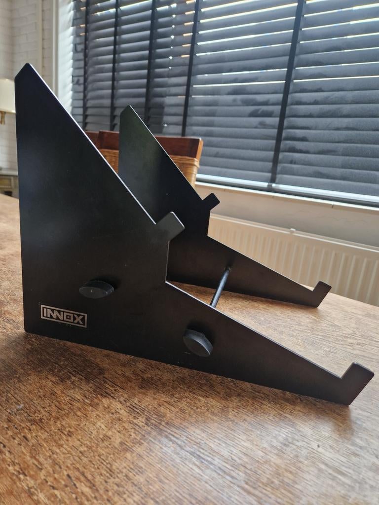 Innox laptop rack / laptopstandaard, Ophalen, Gebruikt, Innox, In hoogte verstelbaar