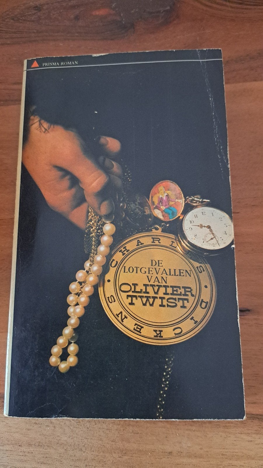 De Lotgevallen van Olivier Twist - Charles Dickens, Ophalen of Verzenden, Gelezen, Charles Dickens, Nederland