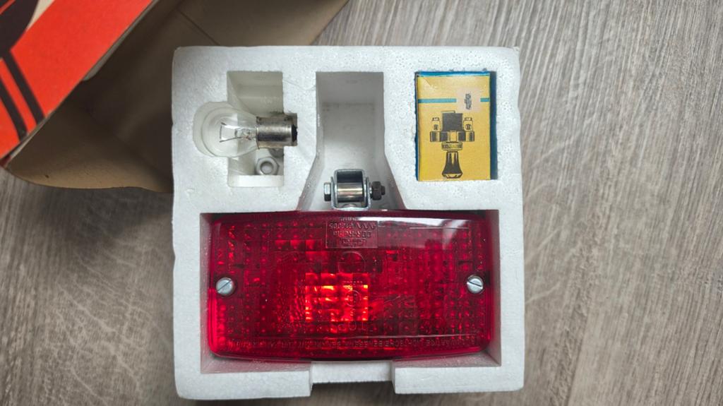 NARVA mistachterlicht oldtimer, nieuw in doos, Auto-onderdelen, Ophalen of Verzenden, Nieuw