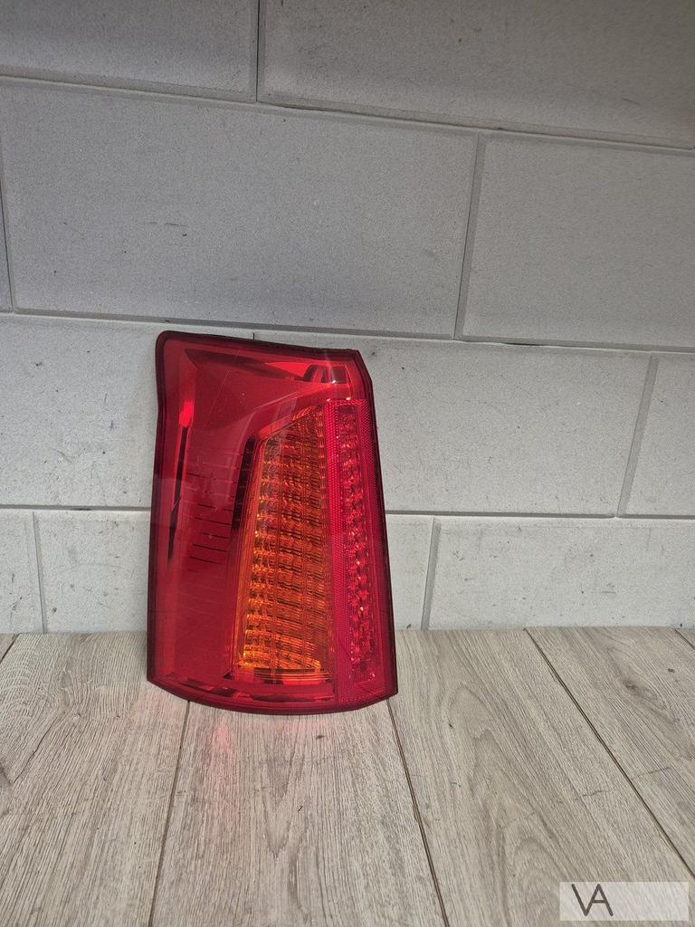 Cadillac BLS wagon station achterlicht links 12769822 €999, Cadillac, Gebruikt, -, -