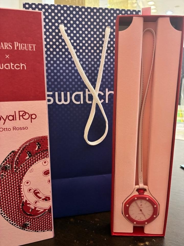 Audemars Piguet x Swatch Royal Pop OTTO ROSSO, Kunststof, Swatch, Nieuw, Kunststof