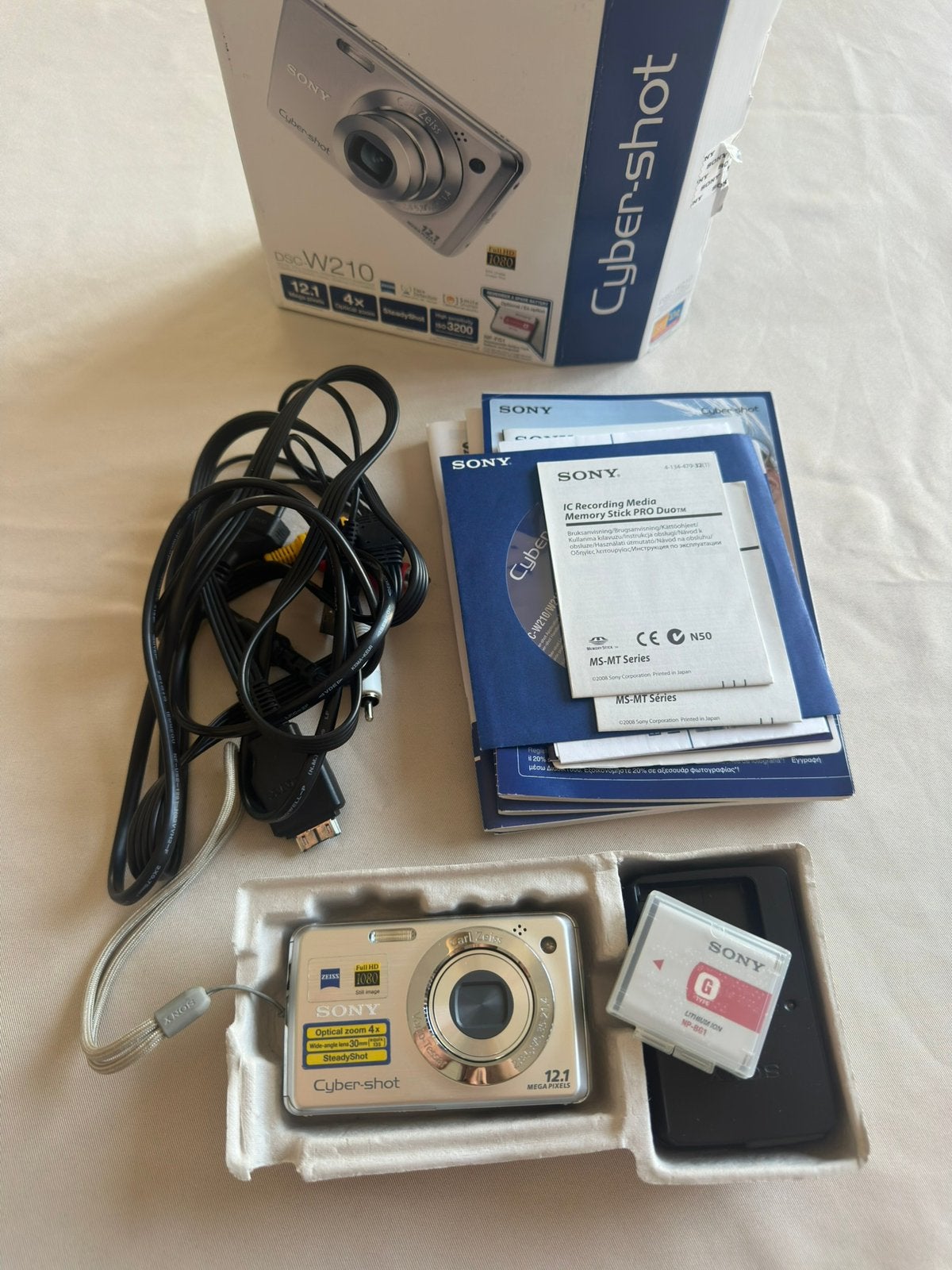 Sony DSC-W210, Ophalen, Zo goed als nieuw, Sony, 8 keer of meer