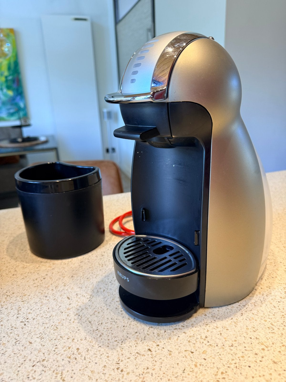Krups Nescafé Dolce Gusto Genio2 KP160T10 Koffiecupmachine, Ophalen, Gebruikt, Koffiemachine, 2 tot 4 kopjes