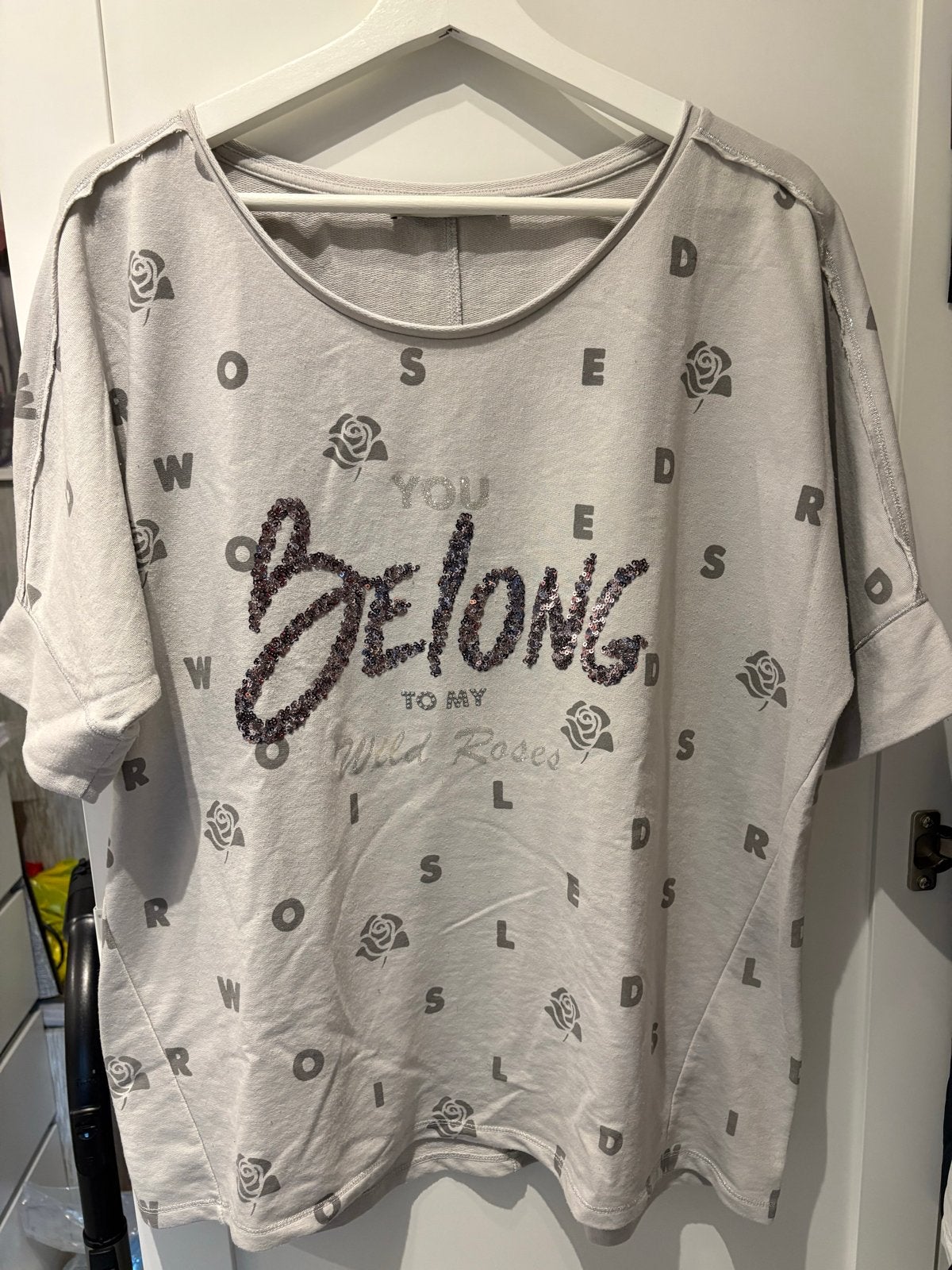 Monari Shirts: Grijs met glitter & Zwart met glitters (Maat, Maat 42/44 (L), Ophalen of Verzenden, Korte mouw, Grijs