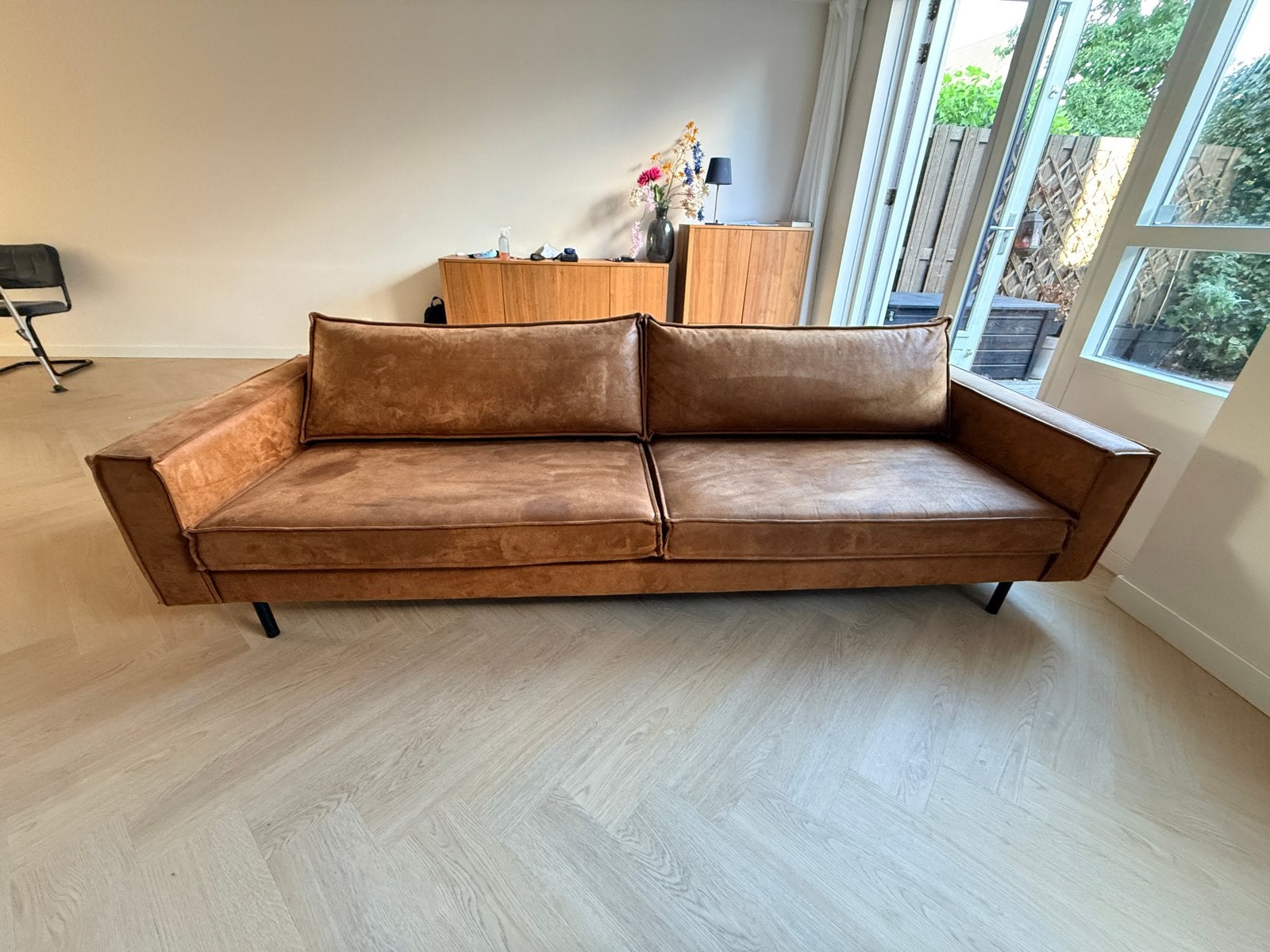 Nous Living Lexington 4-zits bank ecoleer bruin, Huis en Inrichting, Ophalen, 250 tot 300 cm, Gebruikt, 75 tot 100 cm