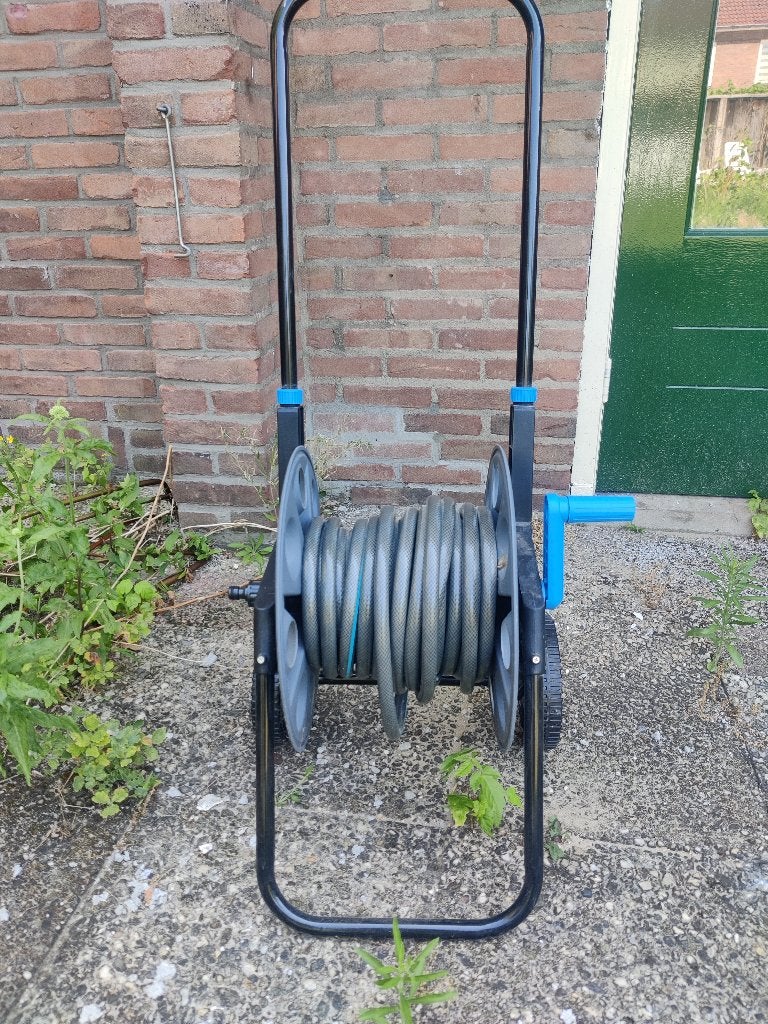 GAMMA slanghaspel met slang en accessoires grijs blauw, Tuin en Terras, Tuinslangen, Ophalen, Gebruikt, Tuinslanghaspel