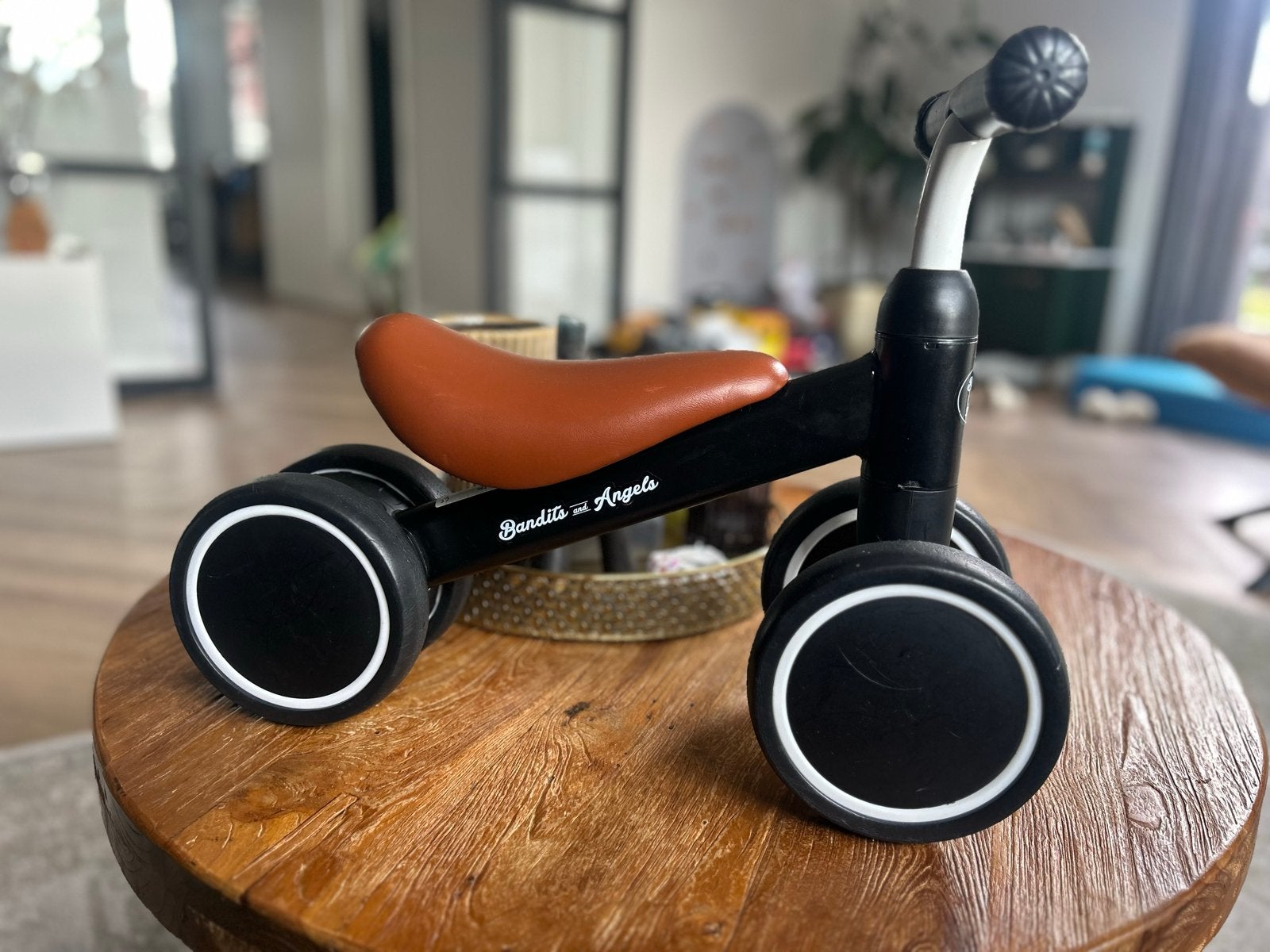 Bandits & Angels Loopfiets Zwart/Bruin, Ophalen, Zo goed als nieuw, Loopfiets