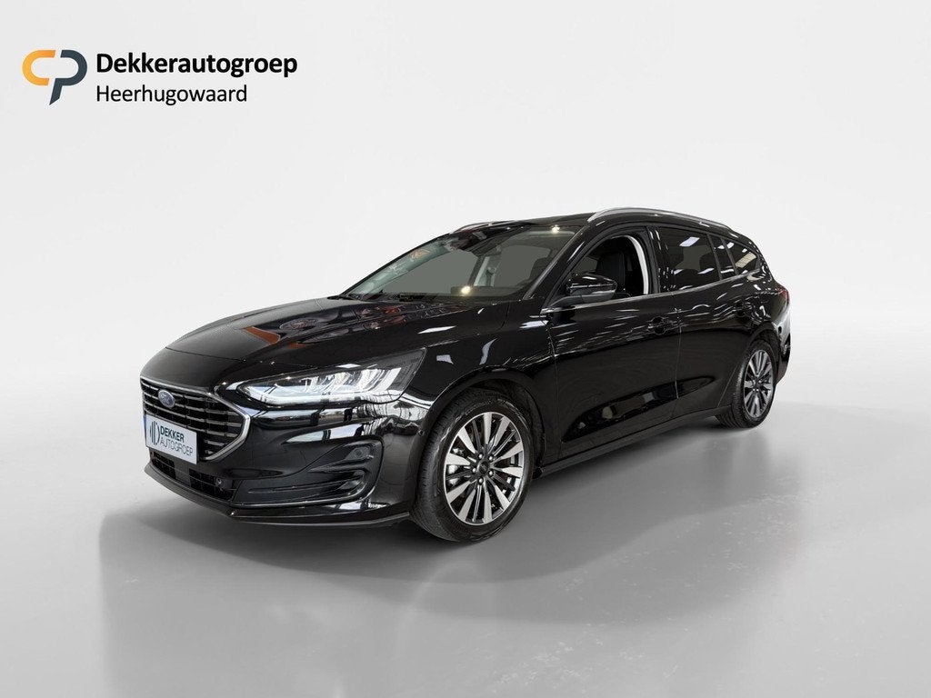 Ford Focus Wagon 1.0 EcoBoost Hybrid 155PK Automaat Titanium, Gebruikt, Euro 6, Automatische klimaatregeling, Zwart