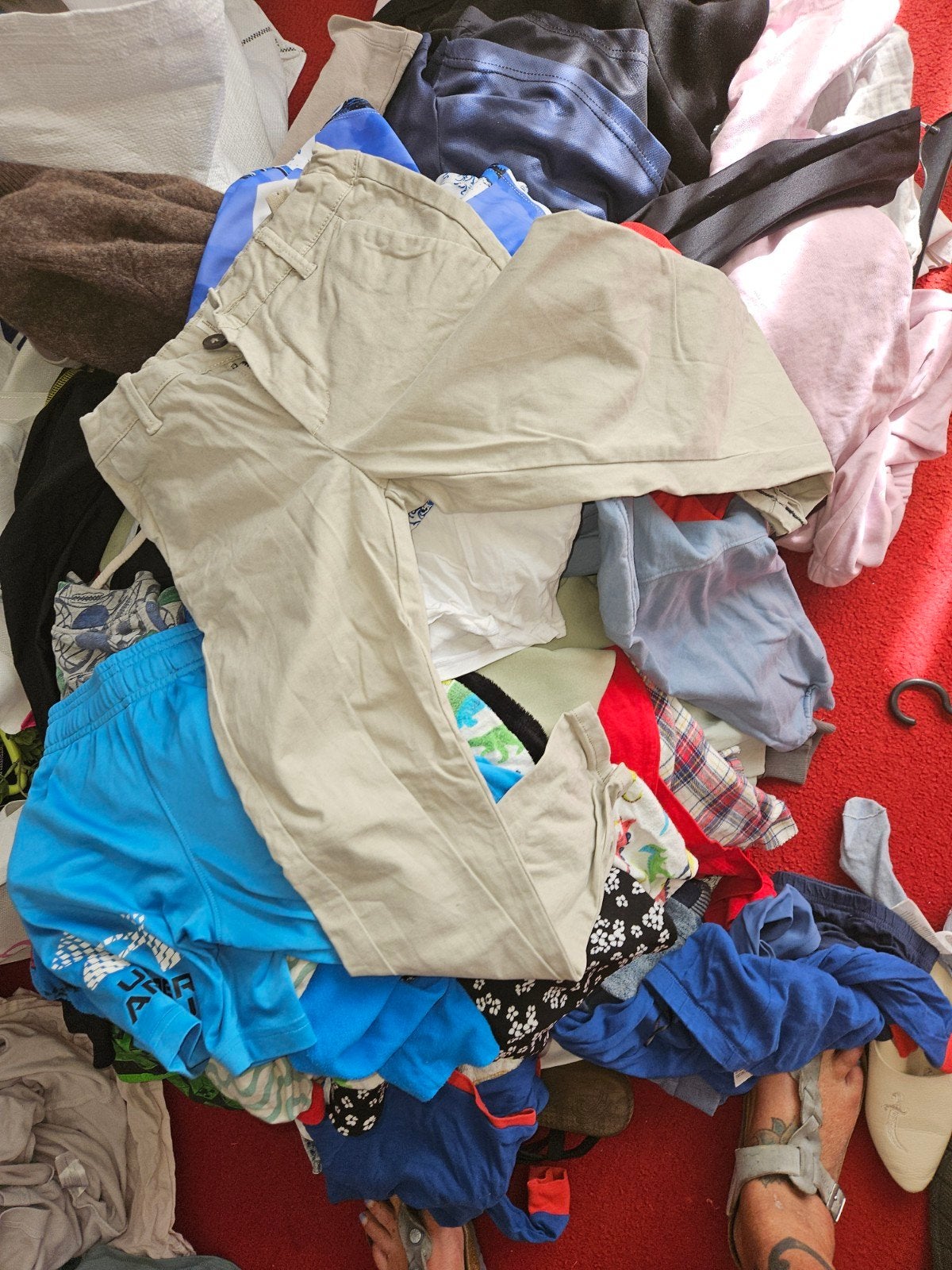 15 zakken kinderkleding, Ophalen