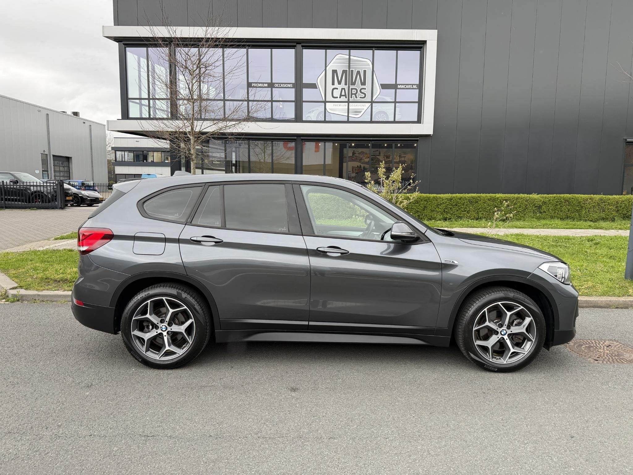 BMW X1 xDrive25e Exec. Carplay, Camera, Sportstoel , LED, Auto's, Automatische klimaatregeling, Stof, Gebruikt, Vierwielaandrijving