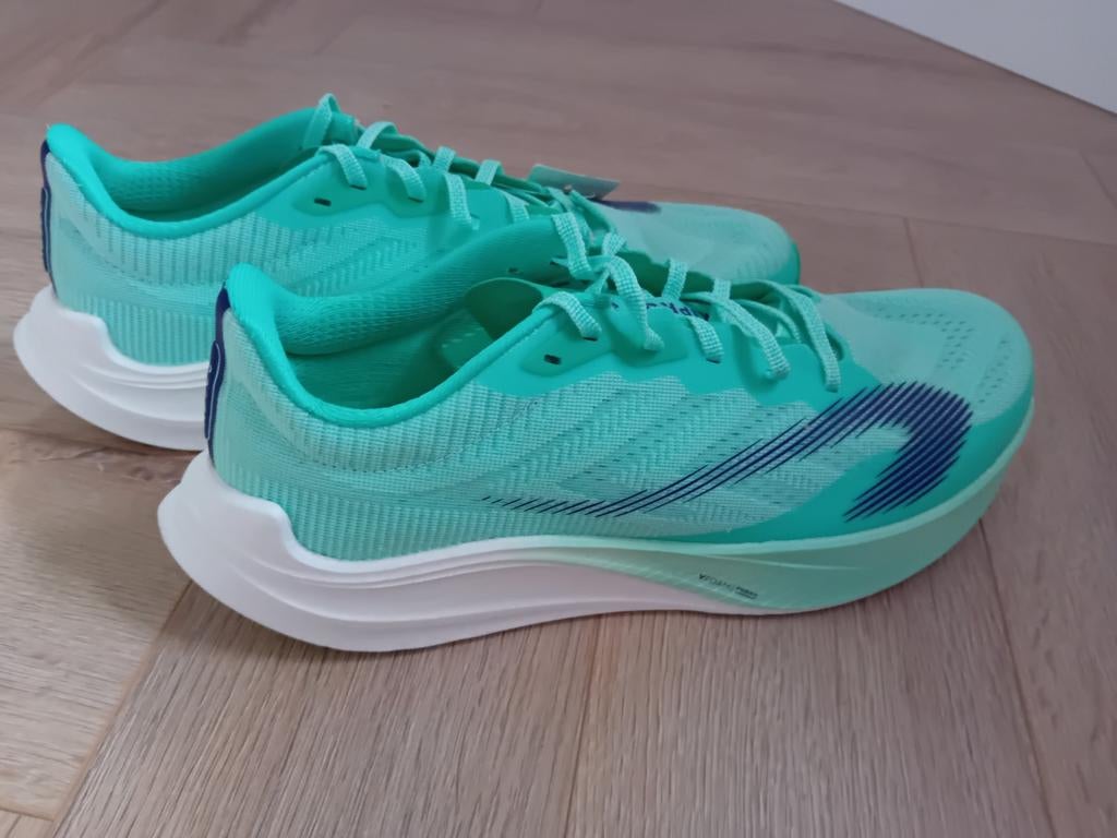 Kiprun KD900 light Decathlon hardloopschoenen maat 42, Sport en Fitness, Loopsport en Atletiek, Overige merken, Hardloopschoenen