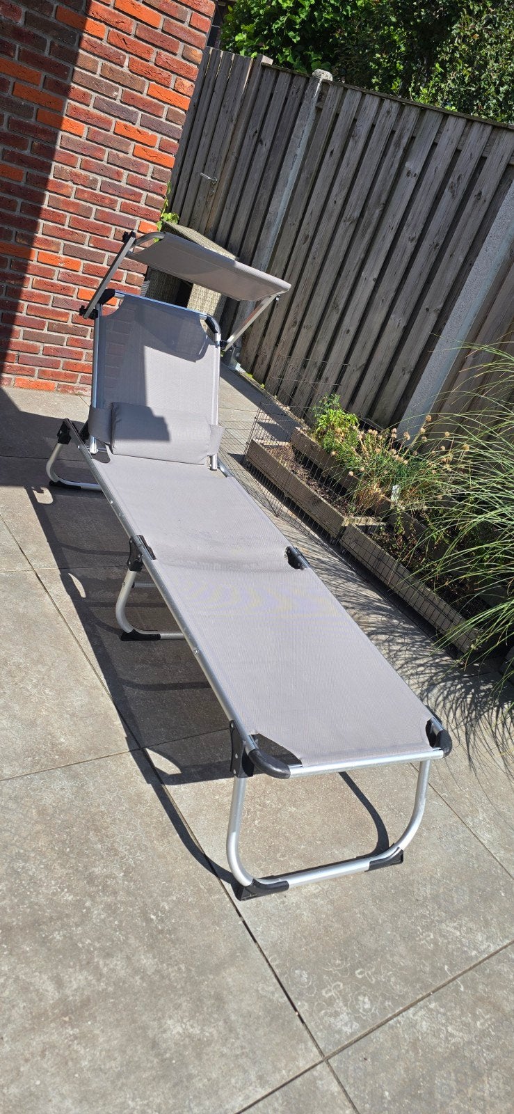 Ligbed met zonnedak - Ideaal voor ontspanning in de tuin, Ophalen, Gebruikt, Aluminium, Verstelbaar
