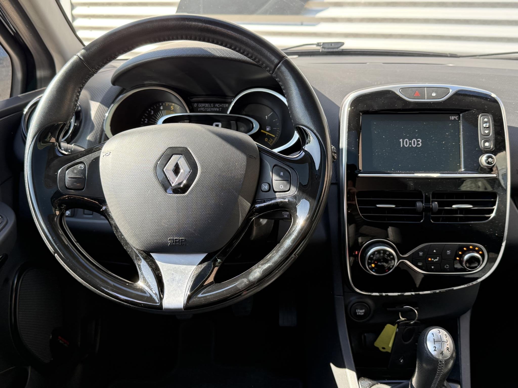 Renault Clio 1.5 dCi ECO Dynamique R-Link |Navi|Pano|Camera|, Auto's, Voorwielaandrijving, Stof, Gebruikt, 4 cilinders