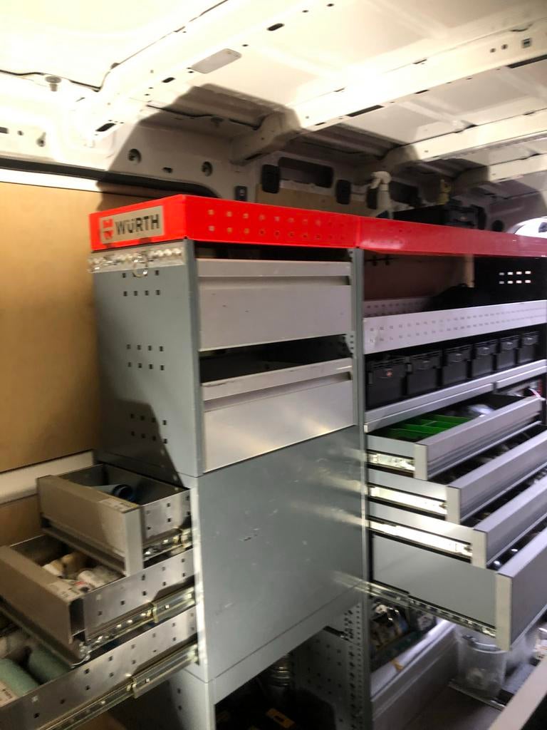 VW Crafter met complete Würth bedrijfswageninrichting, Ophalen of Verzenden, Gebruikt, Volkswagen
