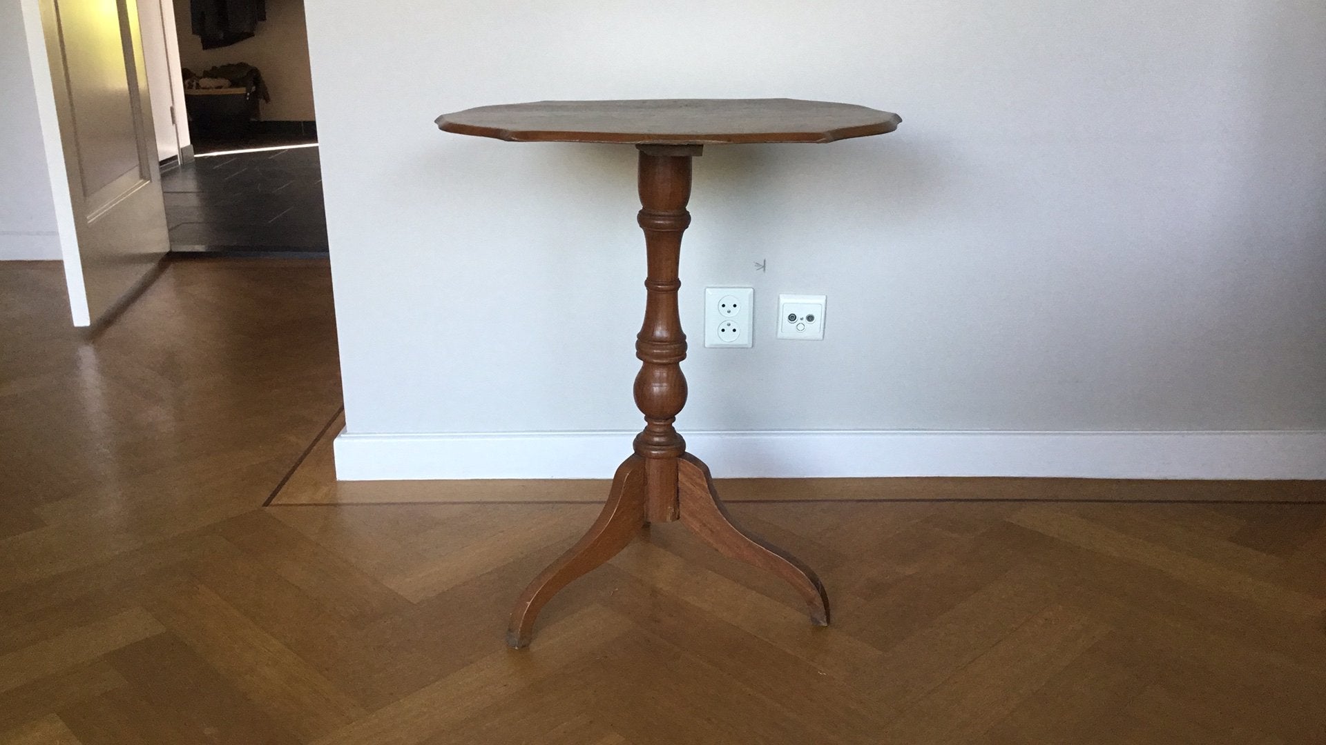 Wijntafel, Ophalen