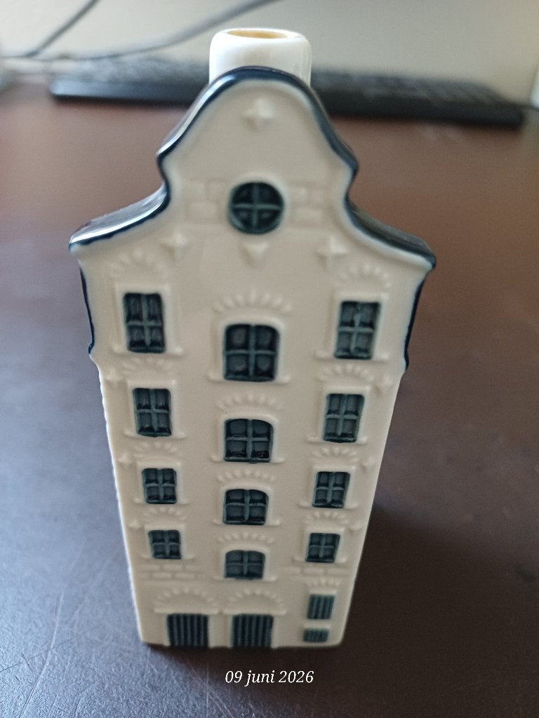 klm huisje, Ophalen of Verzenden, Zo goed als nieuw, 21 t/m 40, Gevuld
