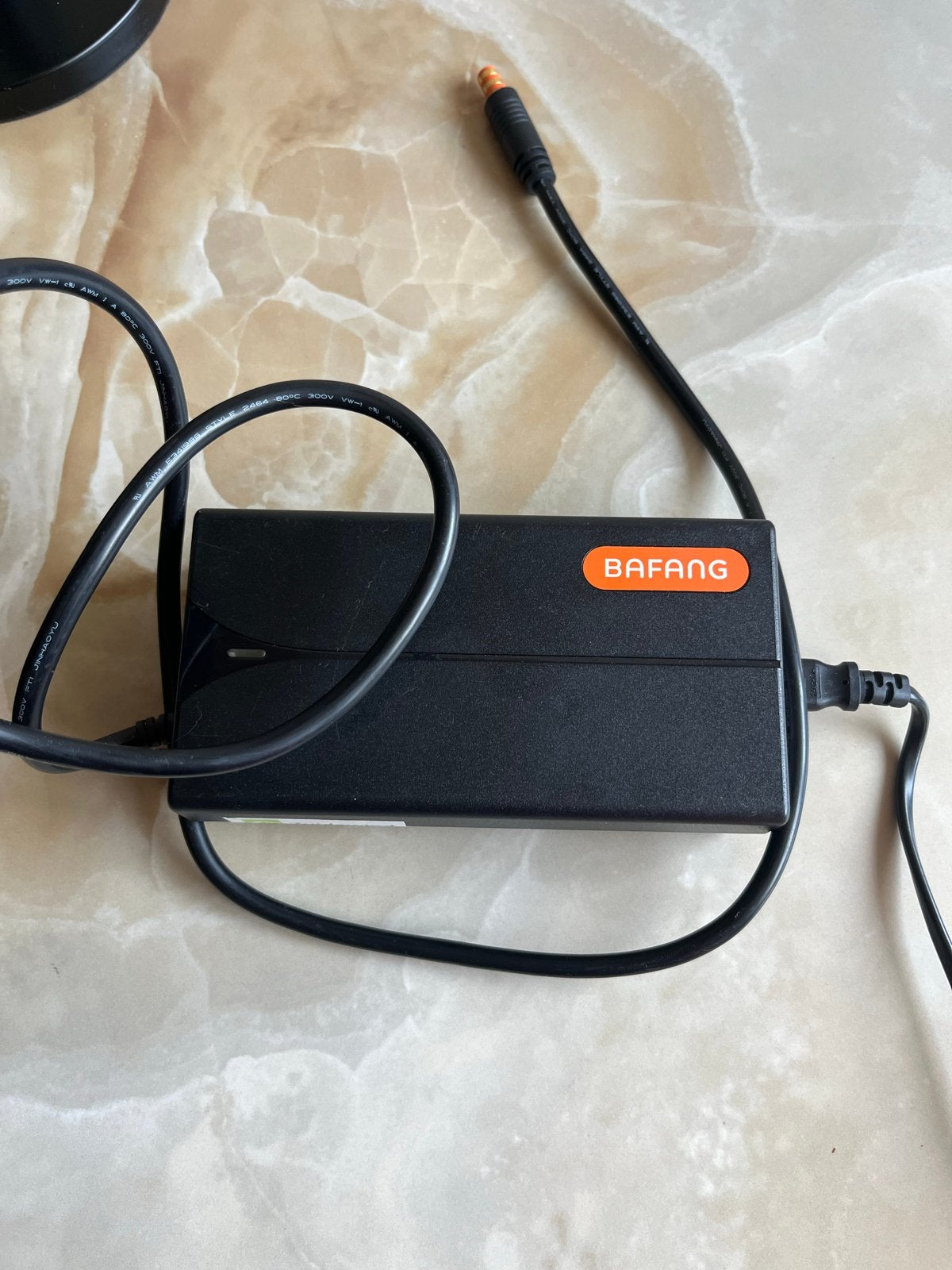 e-bike acculader 50.4V 2.0A geschikt voor Gazelle, Ophalen of Verzenden, Gebruikt