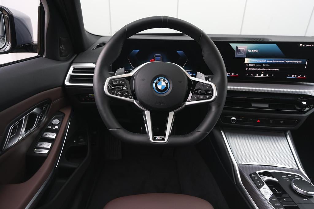 BMW 3 Serie Touring 330e M Sport Automaat / Panoramadak / Tr, Automaat, 1998 cc, Achterwielaandrijving, 4 cilinders