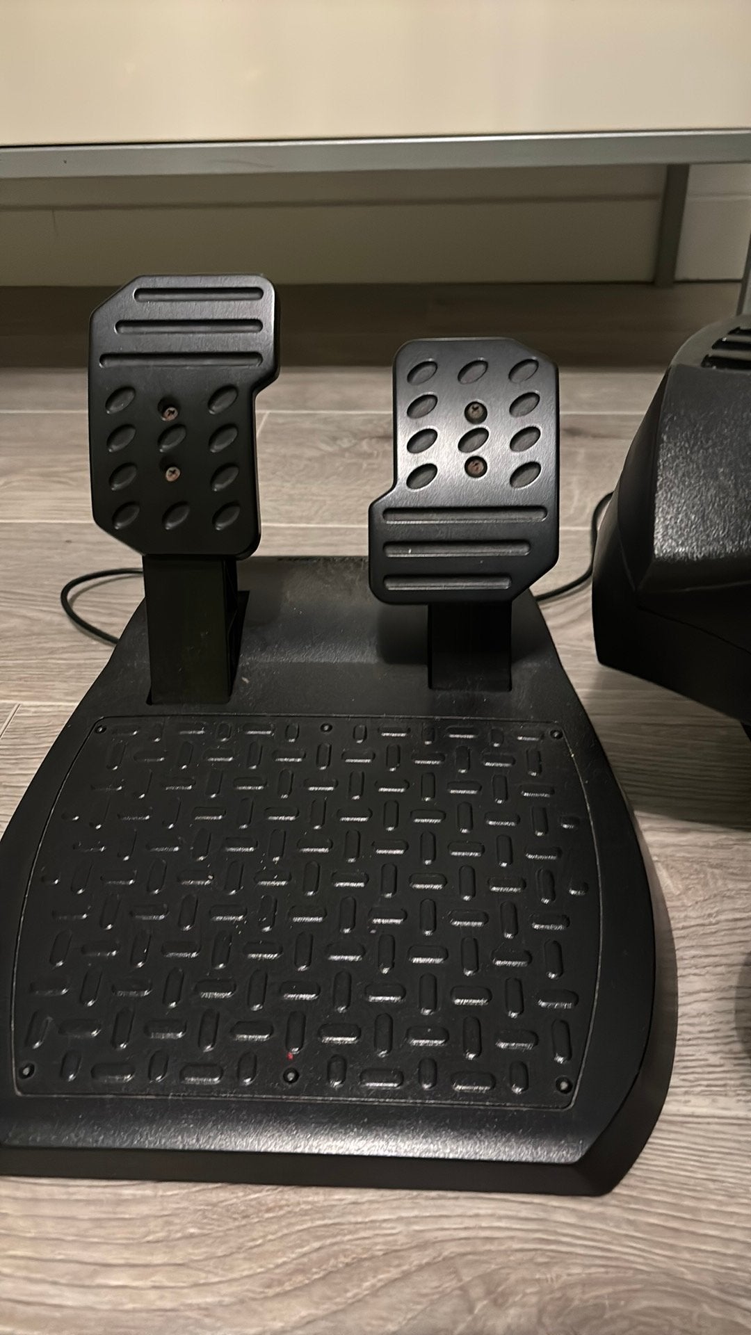 Thrustmaster T80 racestuur met pedalen voor PlayStation 4, Online, Gebruikt, 1 speler, Racen en Vliegen