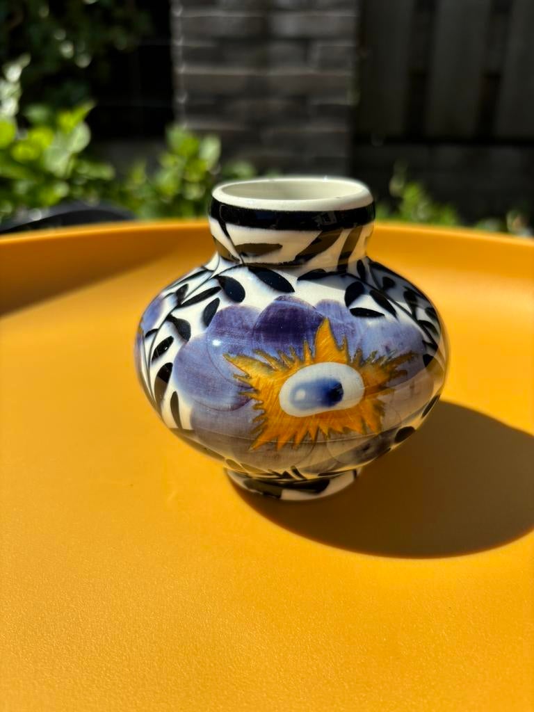 Art deco majolica keramiek . Vaasje SMF schramberg, Ophalen of Verzenden