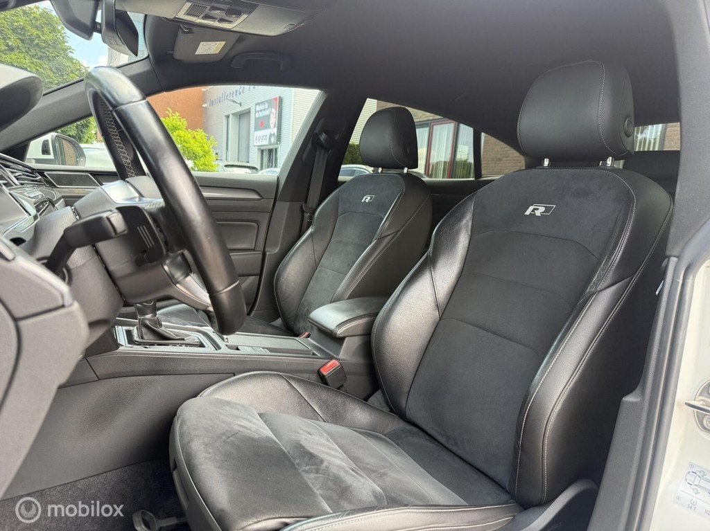 Volkswagen Arteon 2.0 TSI R-Line Alcantara Carplay Navi Came, Auto's, Volkswagen, Arteon, Automatische klimaatregeling, Zwart