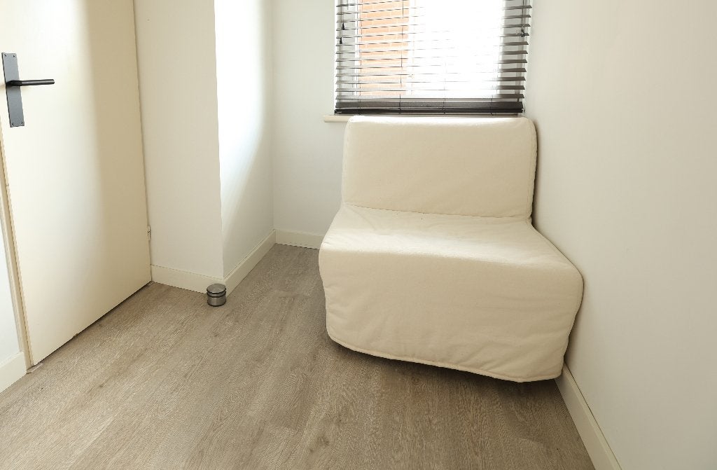 Slaapfauteuil LYCKSELE LÖVÅS - IKEA, Huis en Inrichting, Slaapkamer | Slaapbanken, Ophalen, Eenpersoons, Wit, Nieuw