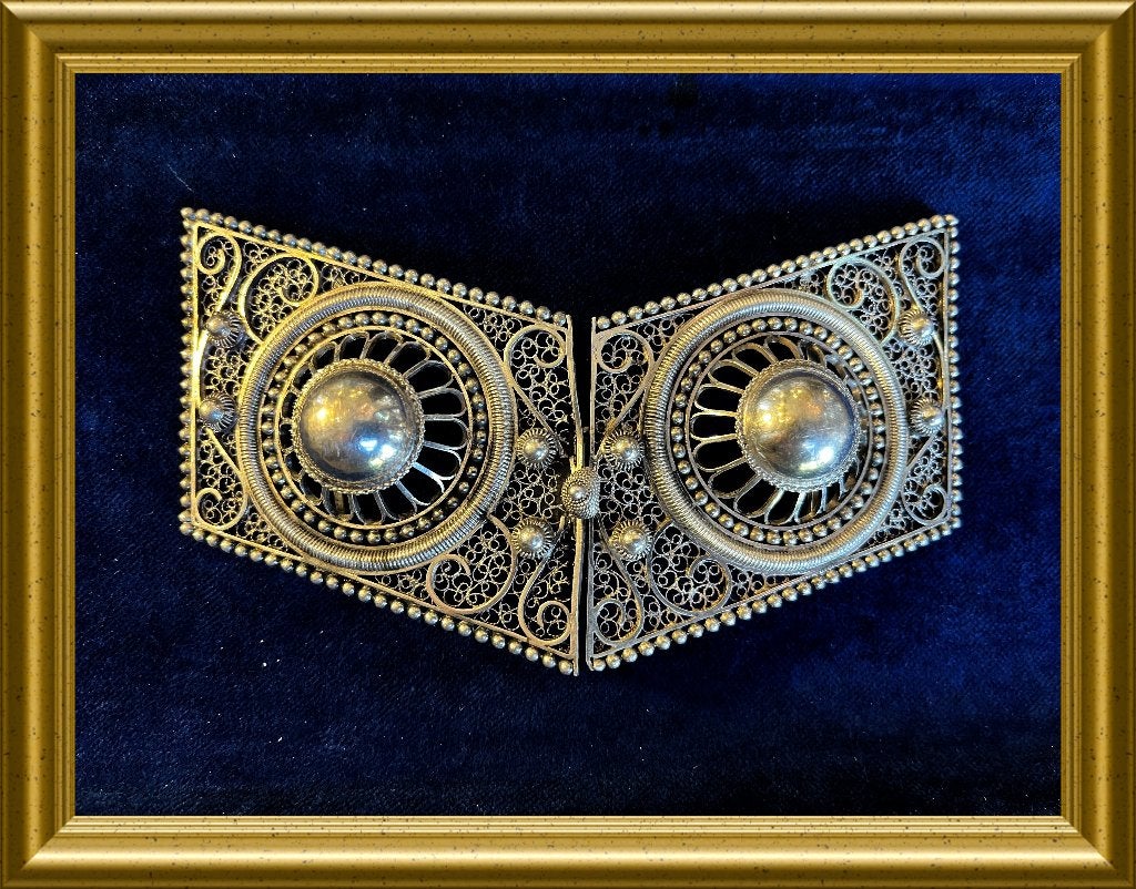 Grote oude zilveren gesp, filigrain kledinghaak, Ophalen of Verzenden, Zilver